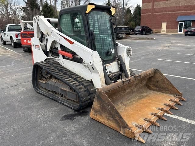 Bobcat T650 Lietoti riteņu kompaktiekrāvēji