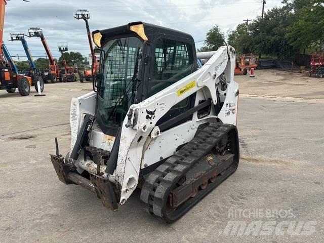Bobcat T650 Lietoti riteņu kompaktiekrāvēji