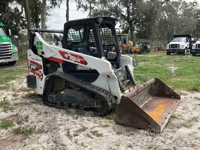 Bobcat T66 Lietoti riteņu kompaktiekrāvēji