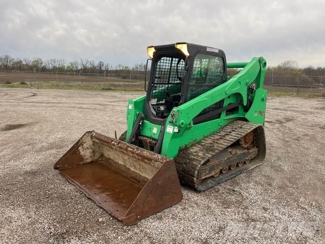 Bobcat T740 Lietoti riteņu kompaktiekrāvēji