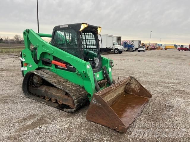 Bobcat T740 Lietoti riteņu kompaktiekrāvēji