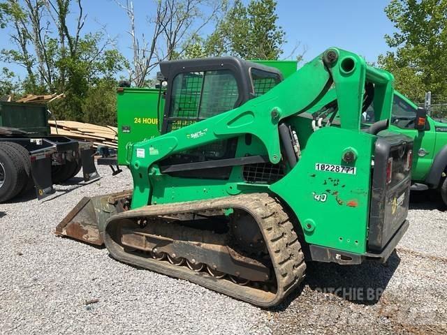 Bobcat T740 Lietoti riteņu kompaktiekrāvēji