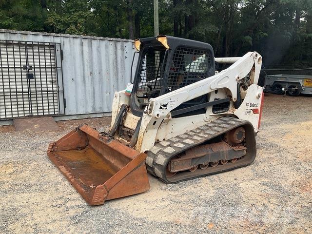 Bobcat T740 Lietoti riteņu kompaktiekrāvēji
