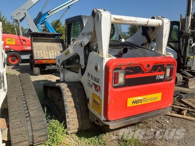 Bobcat T740 Lietoti riteņu kompaktiekrāvēji