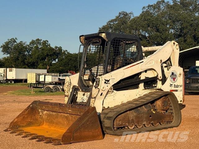 Bobcat T750 Lietoti riteņu kompaktiekrāvēji