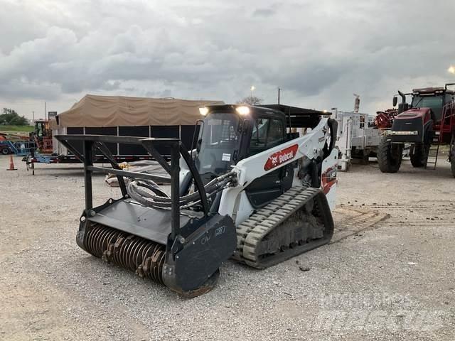 Bobcat T86 Lietoti riteņu kompaktiekrāvēji