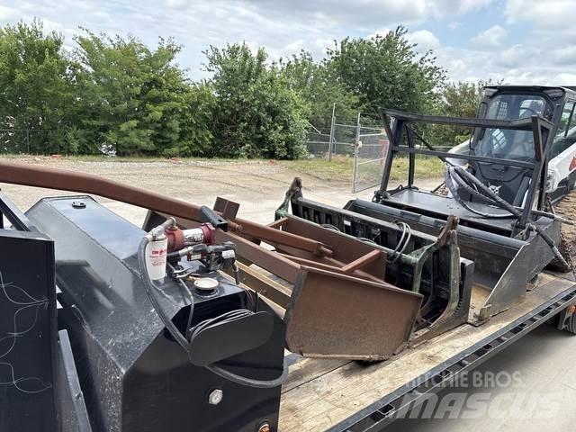 Bobcat T86 Lietoti riteņu kompaktiekrāvēji