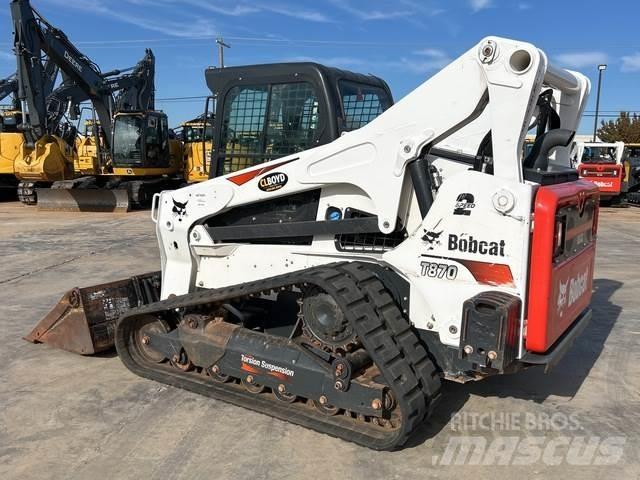 Bobcat T870 Lietoti riteņu kompaktiekrāvēji