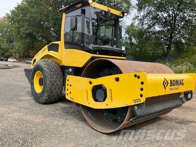 Bomag BW211 D Vienvalča grunts veltņi