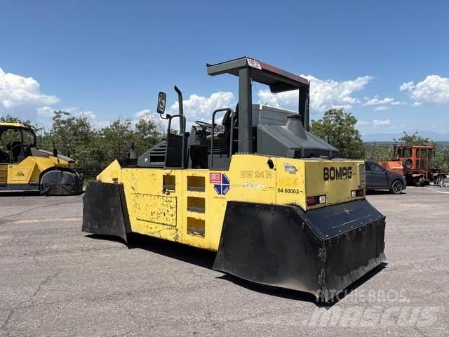 Bomag BW24R Pneimatiskie veltņi