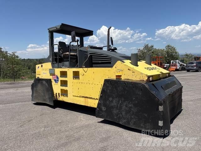 Bomag BW24R Pneimatiskie veltņi