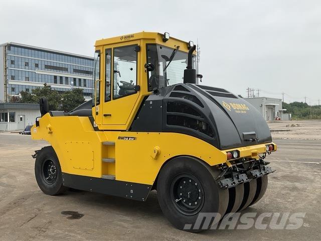 Bomag BW24RH Kombinētie veltņi