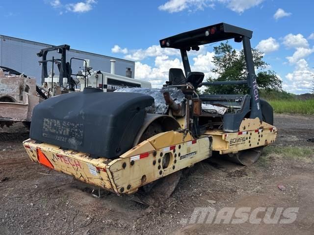 Bomag BW266AD Divvalču grunts veltņi