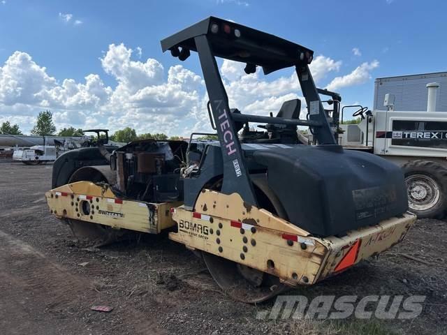 Bomag BW266AD Divvalču grunts veltņi