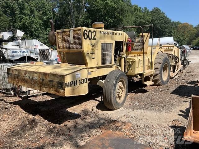 Bomag MPH100R Augsnes blīvētāji