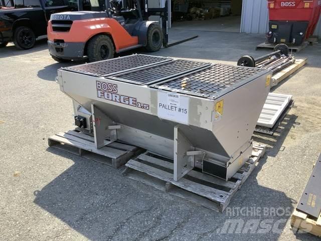 Boss Forge 1.5 Smilšu un sāls kaisītāji