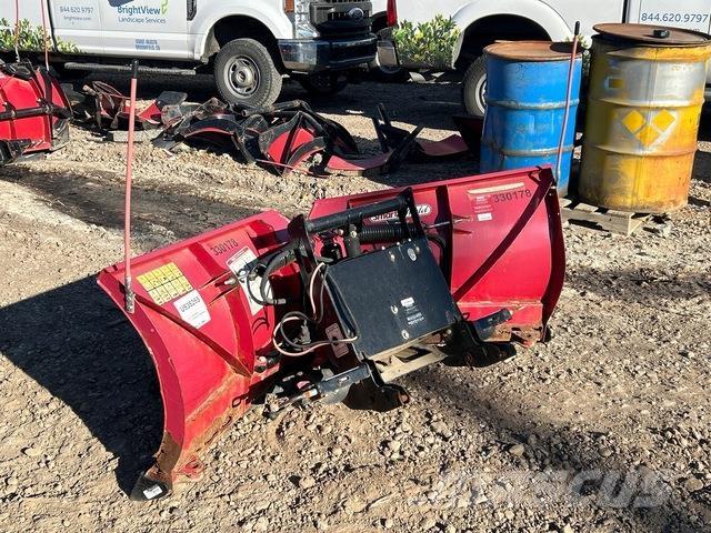 Boss XT Sniega naži un tīrītāji