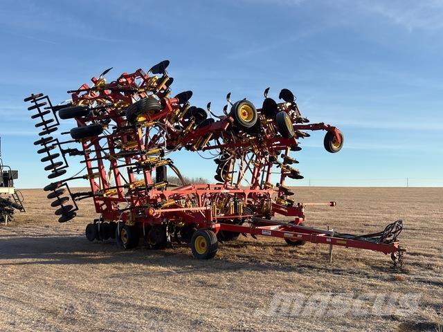 Bourgault 8810 Sējmašīnas