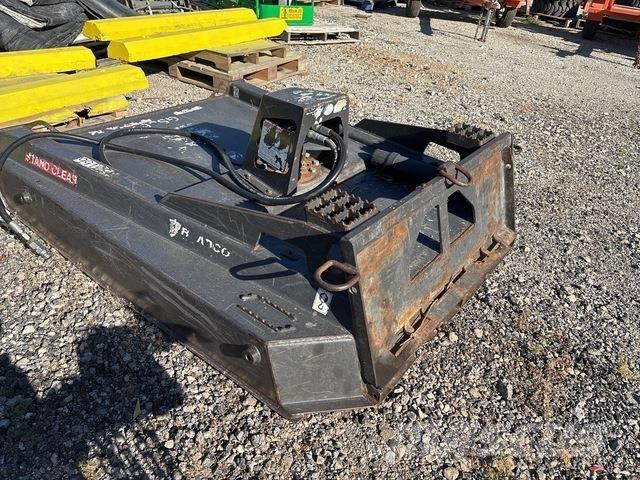 Bradco GSS60 Mauriņa traktors