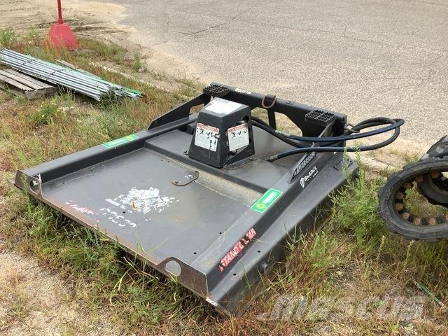 Bradco GSS60 Mauriņa traktors