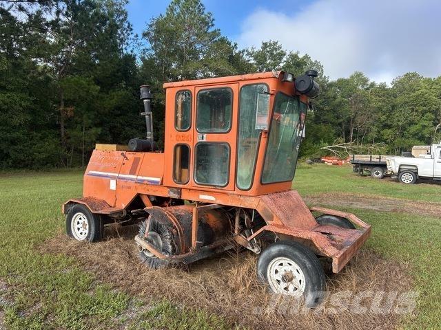 Broce KR-350 Iekštelpu slaucīšanas iekārtas