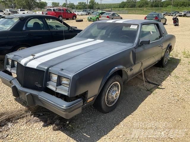Buick Riviera Automašīnas