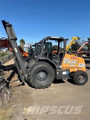 CASE 586H Apvidus autokrāvējs