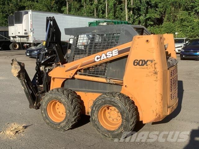 CASE 60XT Lietoti riteņu kompaktiekrāvēji