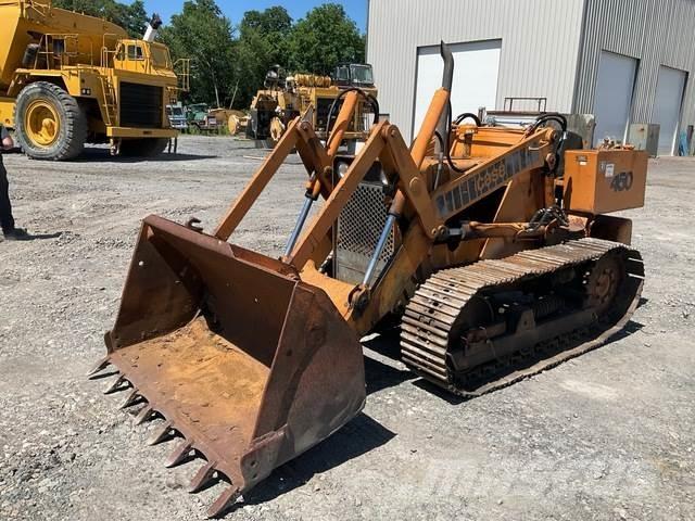 CASE D450 Kāpurķēžu iekrāvēji