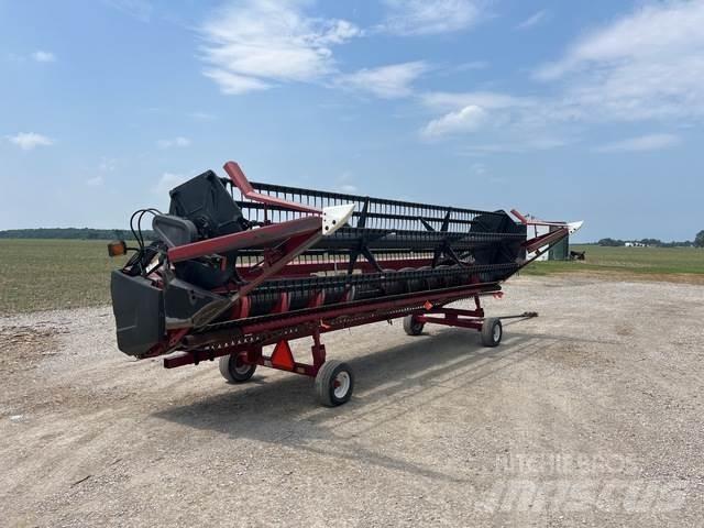 Case IH 1020 Ražas novākšanas galvas