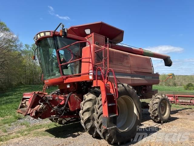 Case IH 2388 Ražas novākšanas kombaini