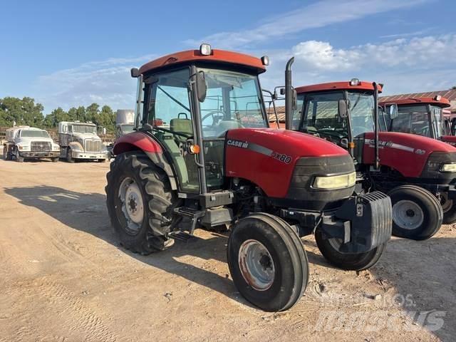 Case IH JX80 Traktori