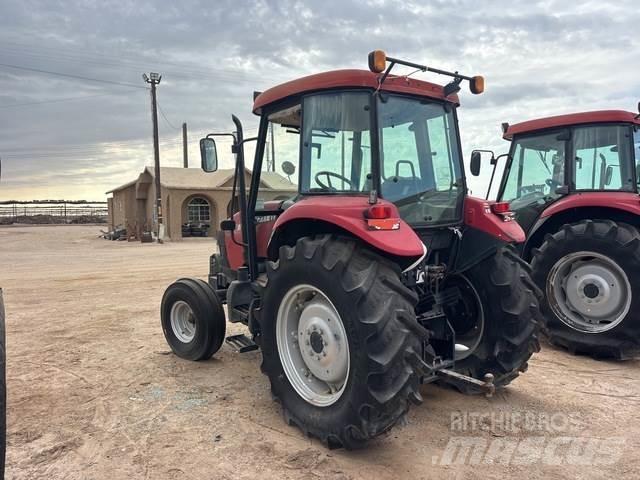Case IH JX80 Traktori