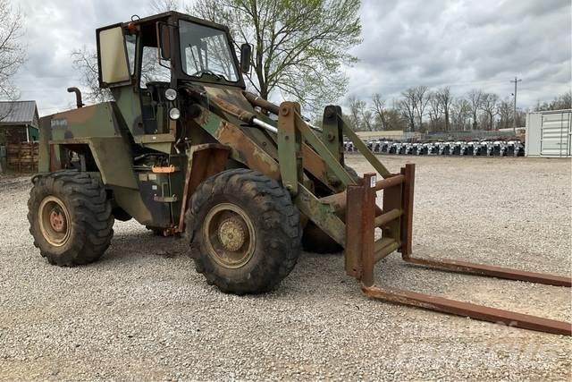CASE MW24C Iekrāvēji uz riteņiem