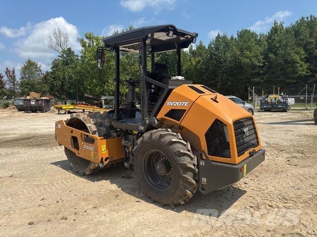 CASE SV207E Vienvalča grunts veltņi