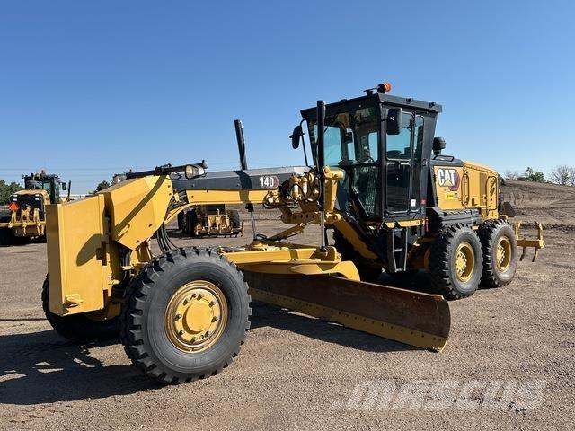 CAT 140 Greideri