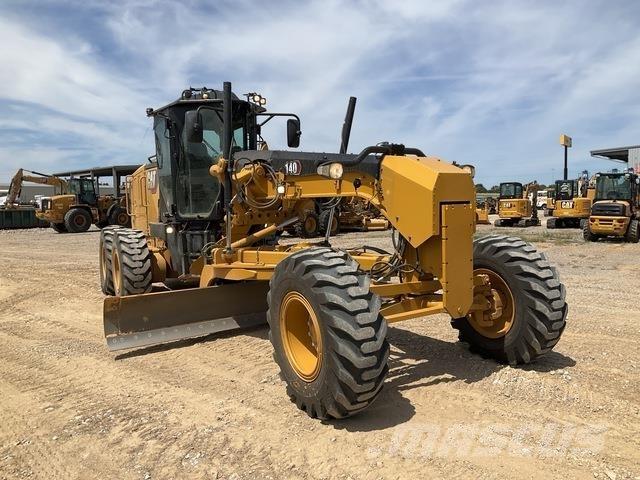 CAT 140 Greideri
