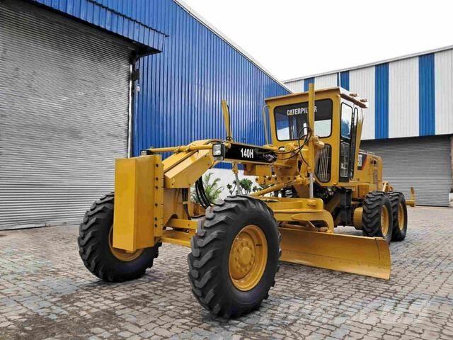 CAT 140H Greideri