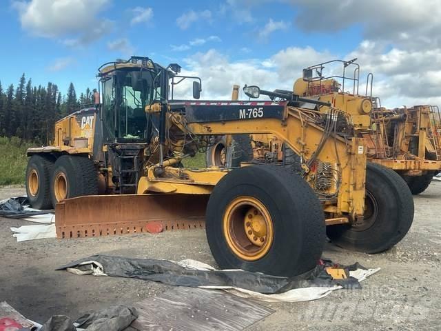 CAT 16M Greideri