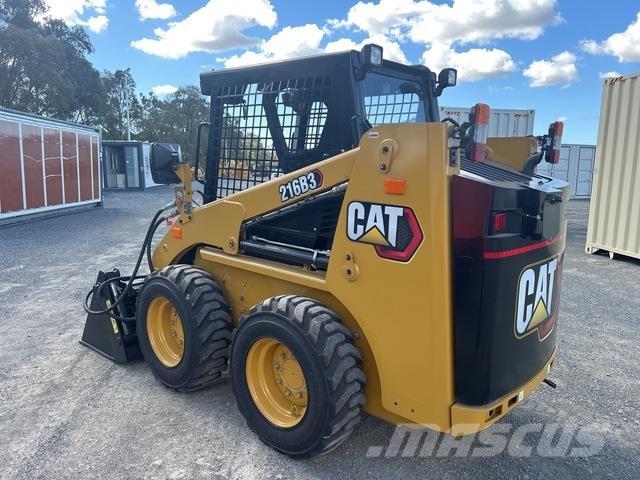 CAT 216B3 Lietoti riteņu kompaktiekrāvēji