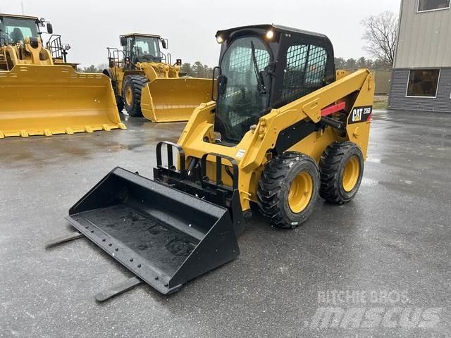 CAT 236D Lietoti riteņu kompaktiekrāvēji