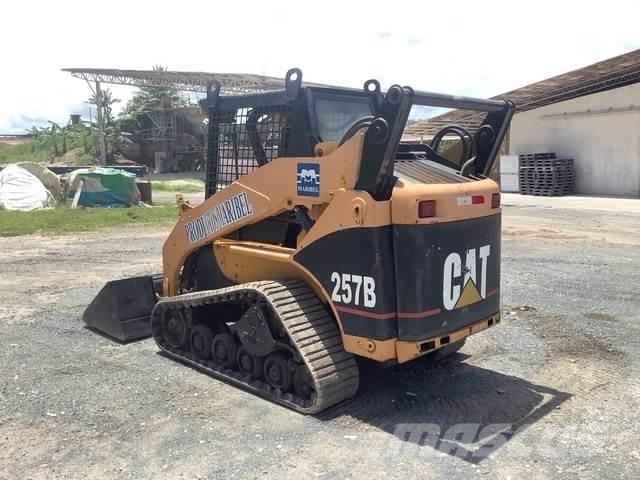 CAT 257B Lietoti riteņu kompaktiekrāvēji