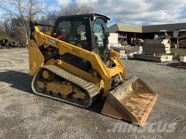 CAT 259D3 Lietoti riteņu kompaktiekrāvēji