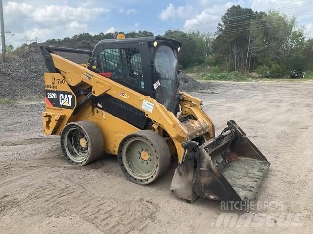 CAT 262D Lietoti riteņu kompaktiekrāvēji