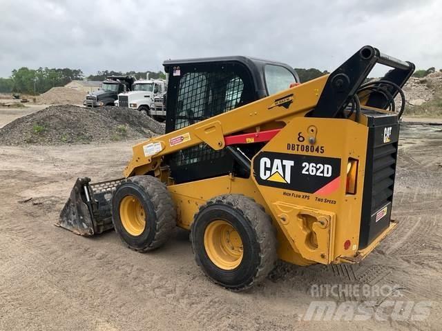 CAT 262D Lietoti riteņu kompaktiekrāvēji