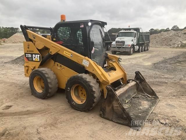 CAT 272D2 XHP Lietoti riteņu kompaktiekrāvēji