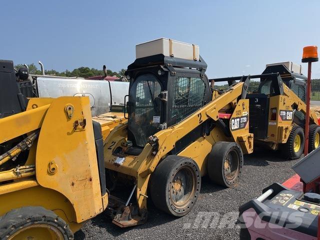 CAT 272D2XHP Lietoti riteņu kompaktiekrāvēji