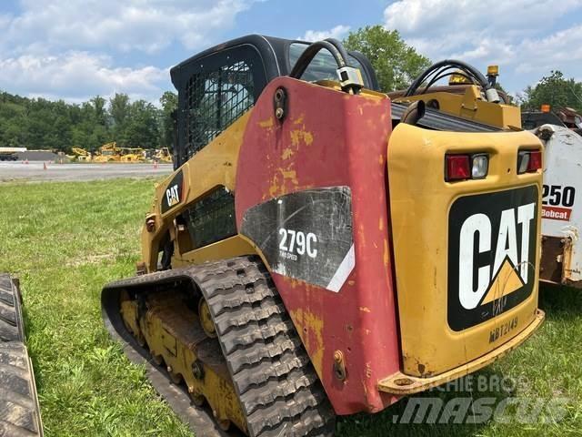 CAT 279C Lietoti riteņu kompaktiekrāvēji