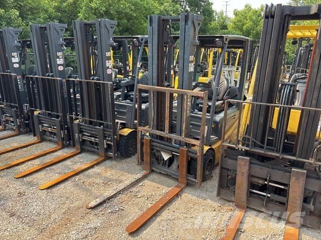 CAT 2ET4000 Elektriskie iekrāvēji