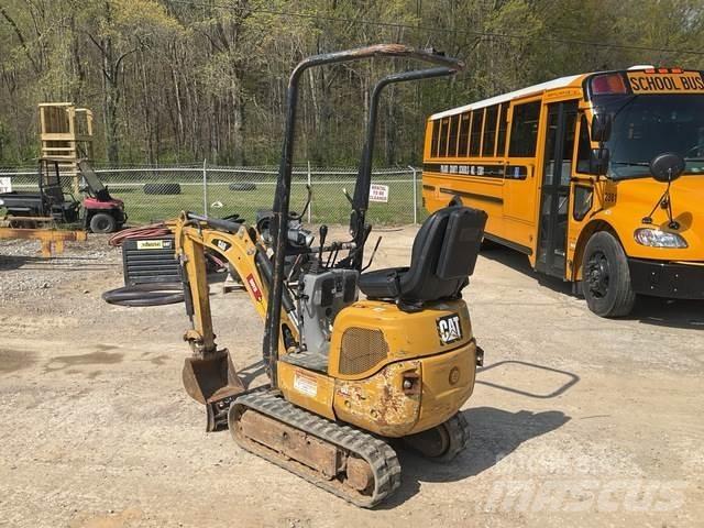 CAT 300.9D Kāpurķēžu ekskavatori